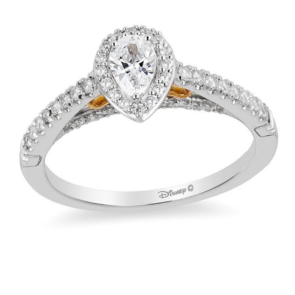 Disney Merida 0.50CT Pear shaped ring. 14K gold. Size 8.